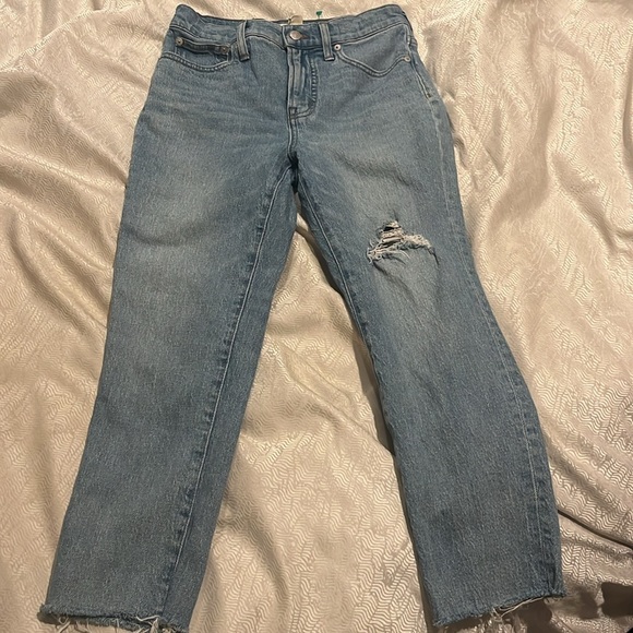 The Petite Perfect Vintage Jean in Rosabelle Wash: Comfort Stretch Edition - Picture 5 of 11